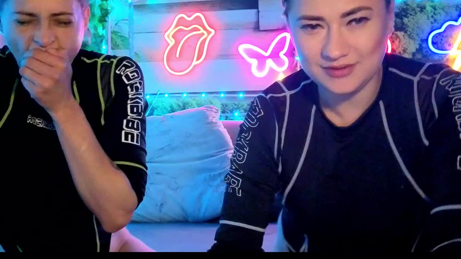 2Laski2 Webcam Chat July 6, 2026