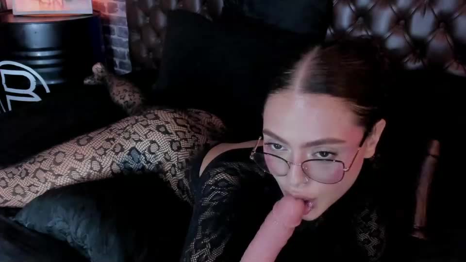 caroline_clark420 Webcam Chat July 6, 2026