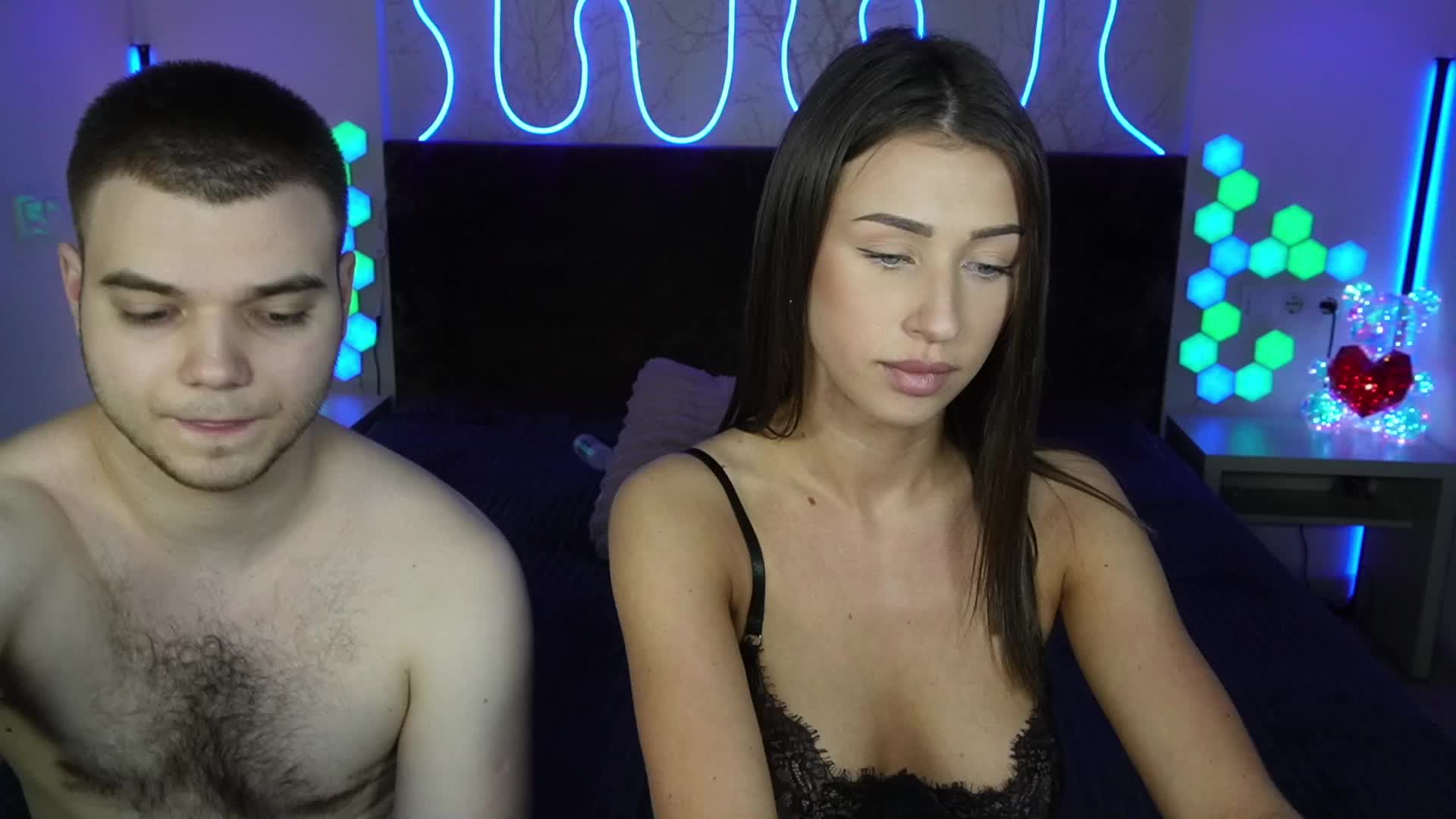 VikkiAndGeorge Webcam Chat July 6, 2026