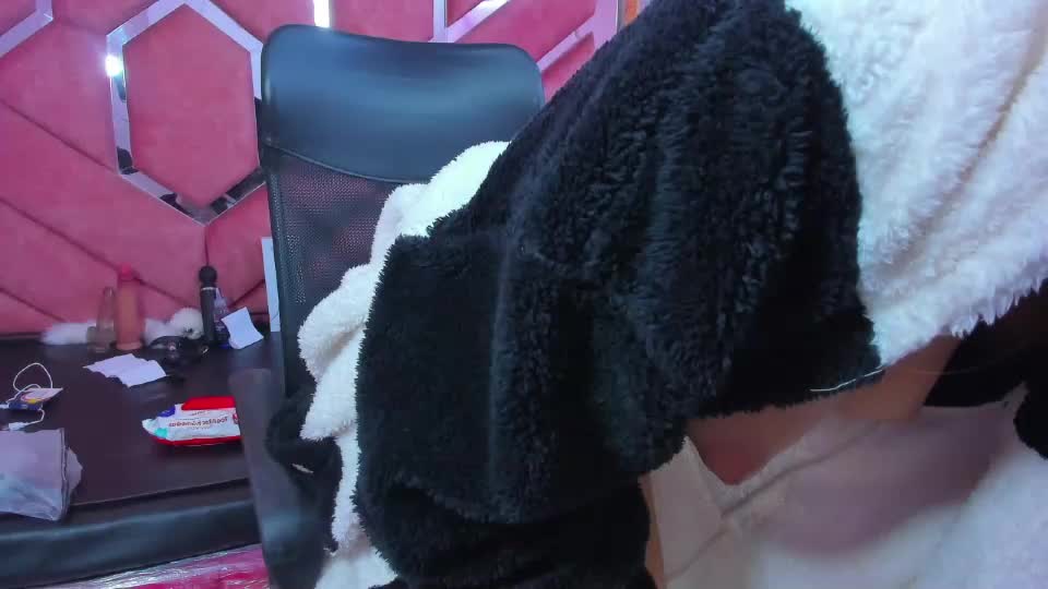 lili_starr Webcam Chat July 6, 2026