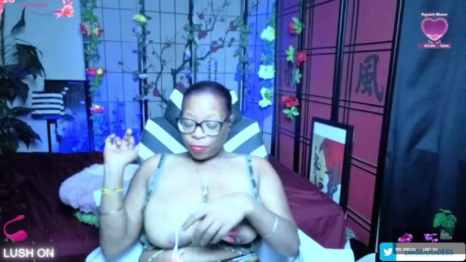 theecaramelgodddess Webcam Chat July 6, 2026