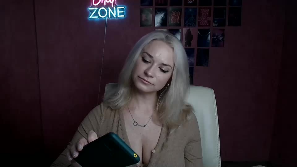 moonsusanna Webcam Chat July 6, 2026