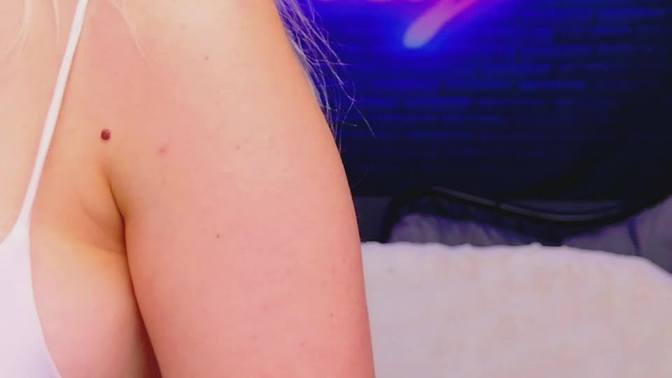 alessiacroft Webcam Chat July 6, 2026