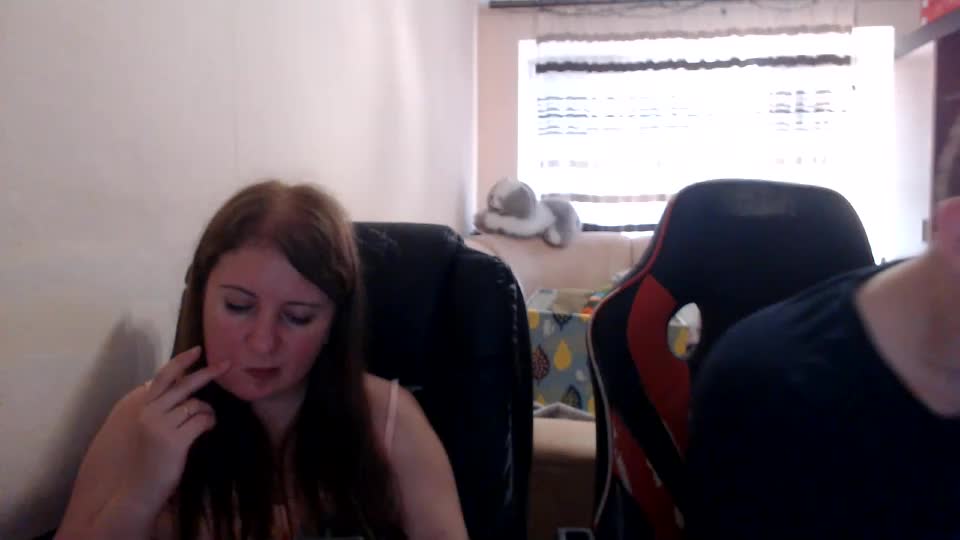 jenisandpeter Webcam Chat July 6, 2026