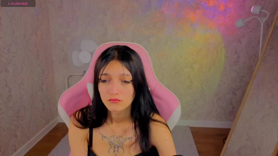 emily_carteri Webcam Chat July 6, 2026
