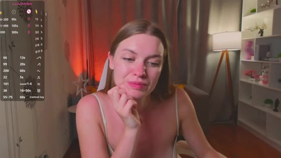 lovellalipss Webcam Chat July 7, 2026