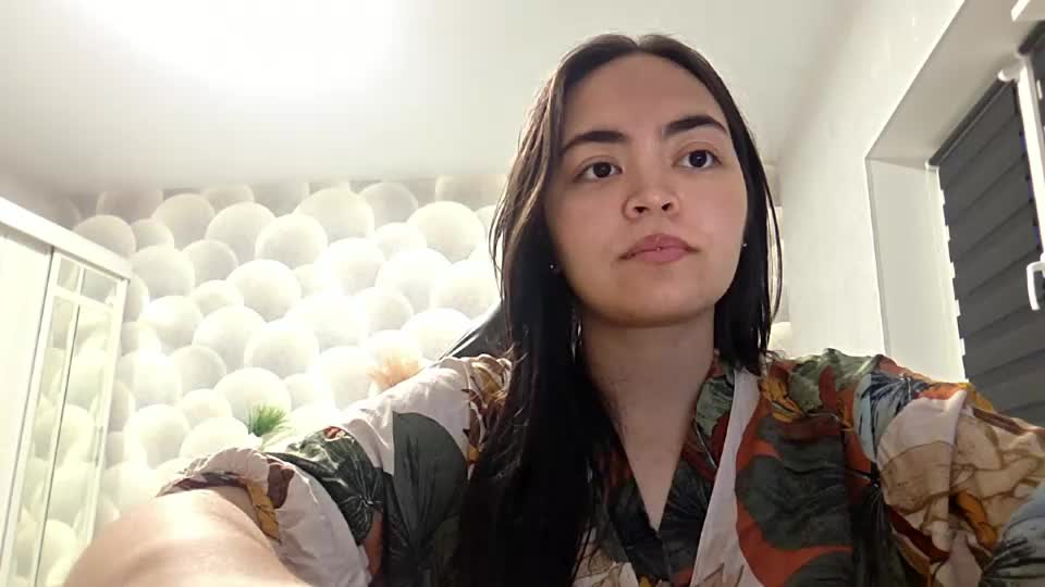 tondalurie Webcam Chat July 7, 2026