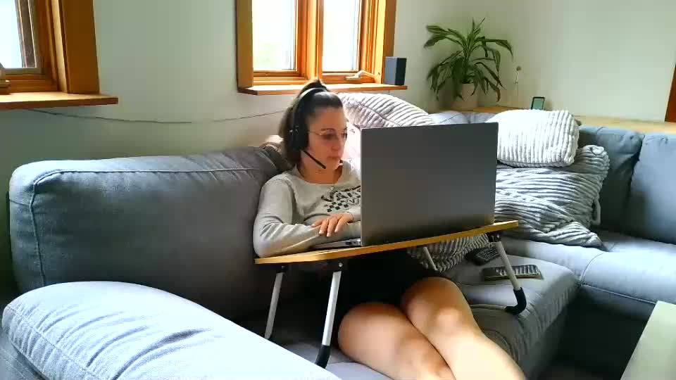emyxxl Webcam Chat June 23, 2026