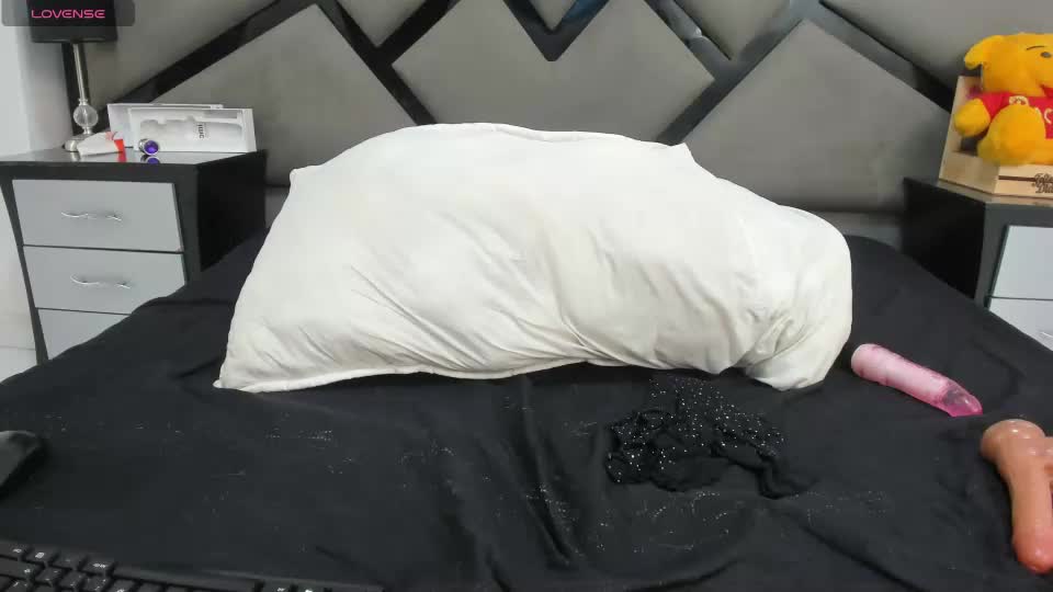 akiralovee Webcam Chat July 7, 2026