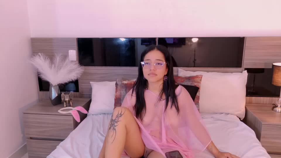 antonellabons Webcam Chat July 7, 2026
