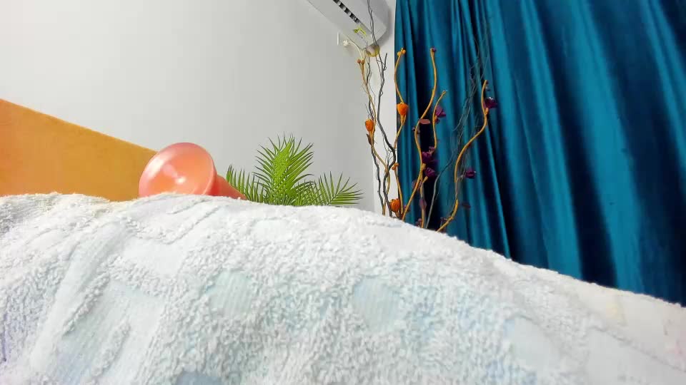 00ingrid00 Webcam Chat July 7, 2026