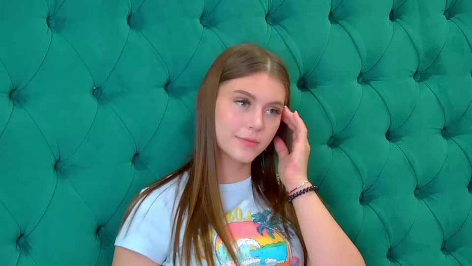 ericafoxes Webcam Chat July 7, 2026