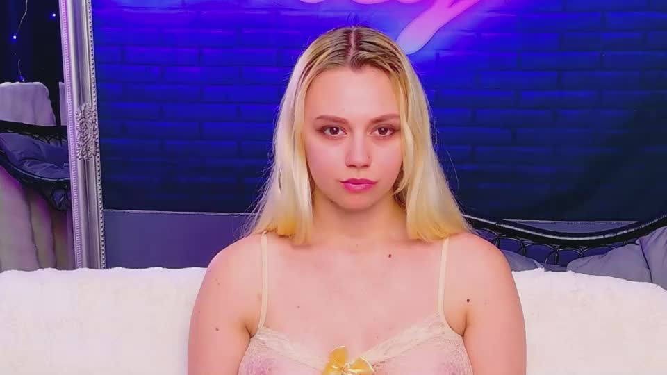 alessiacroft Webcam Chat July 7, 2026