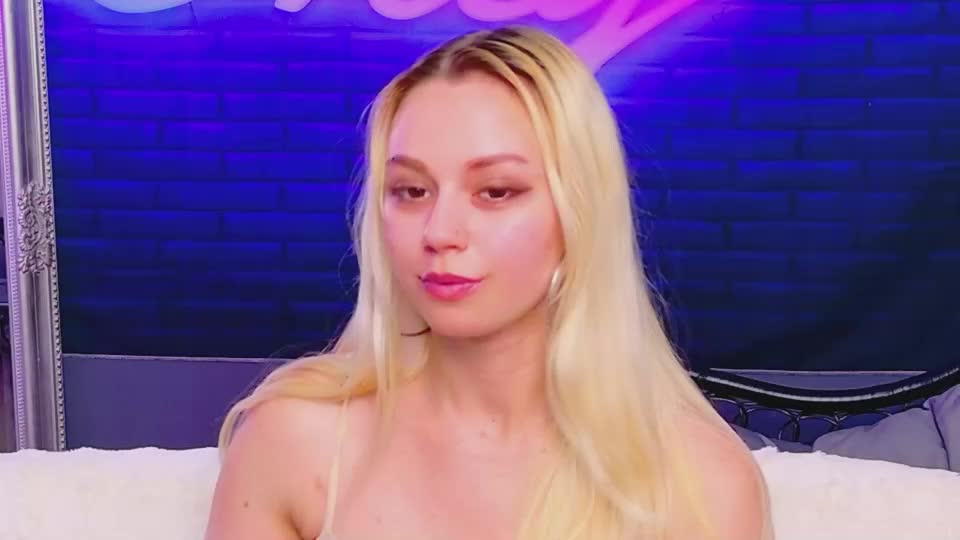 alessiacroft Webcam Chat July 7, 2026