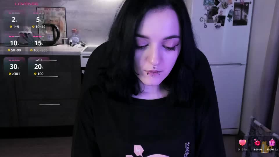 miura_moon Webcam Chat July 8, 2026