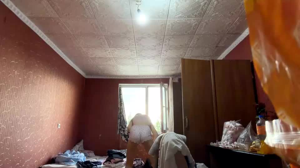 elouisecoulbourne Webcam Chat July 8, 2026