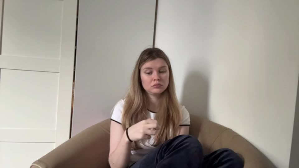 lenitaschmidtka Webcam Chat July 8, 2026