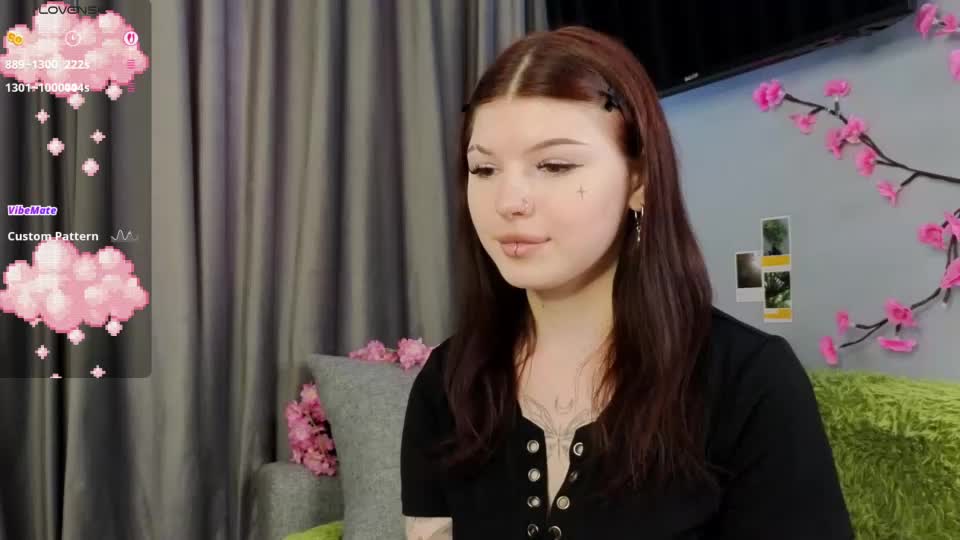 lily_qute Webcam Chat July 8, 2026