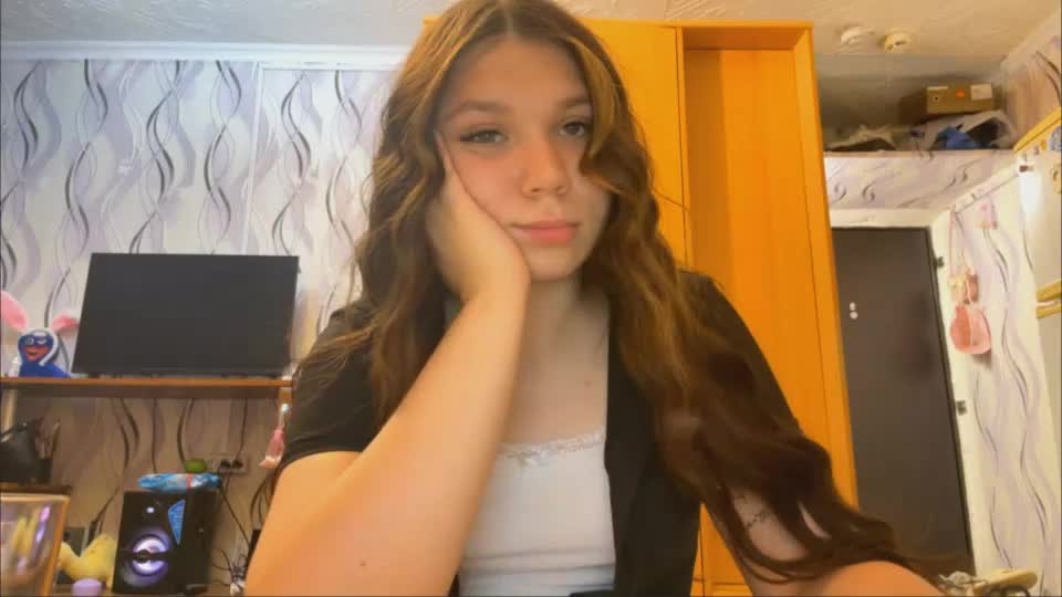 carleegarbutt Webcam Chat July 8, 2026