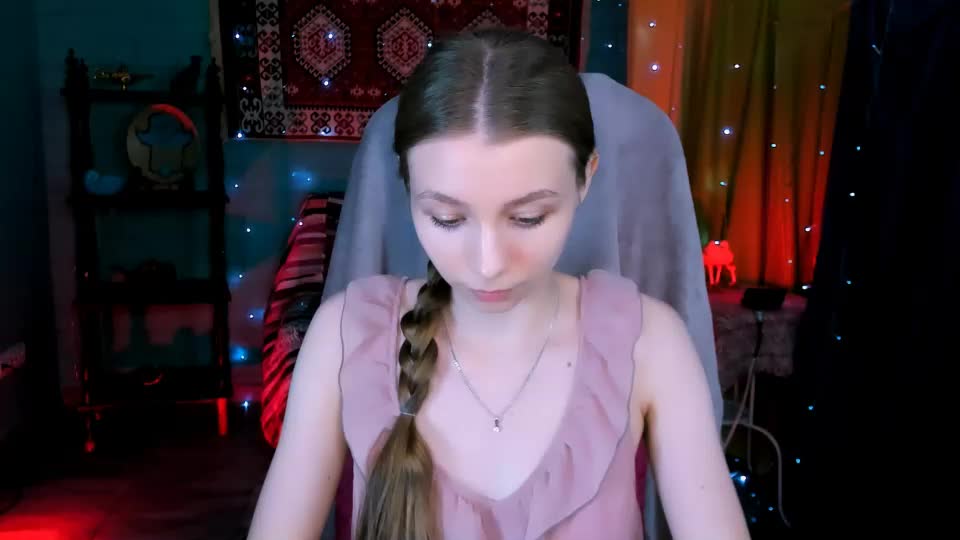 juliedaniel Webcam Chat July 8, 2026