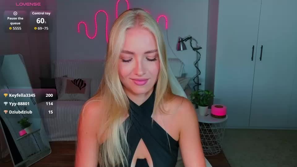 blonde_vibe Webcam Chat July 8, 2026