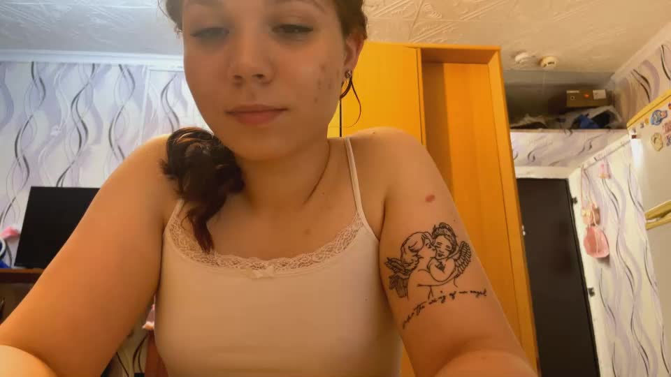 carleegarbutt Webcam Chat July 8, 2026