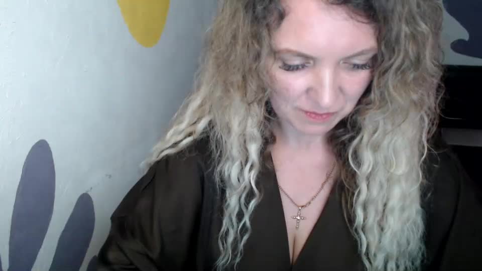 luxdonna Webcam Chat July 8, 2026
