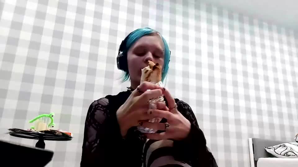 rosellawyles Webcam Chat July 8, 2026