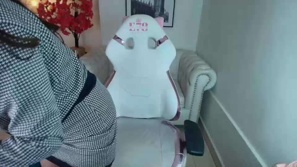veronica_miiller Webcam Chat July 8, 2026