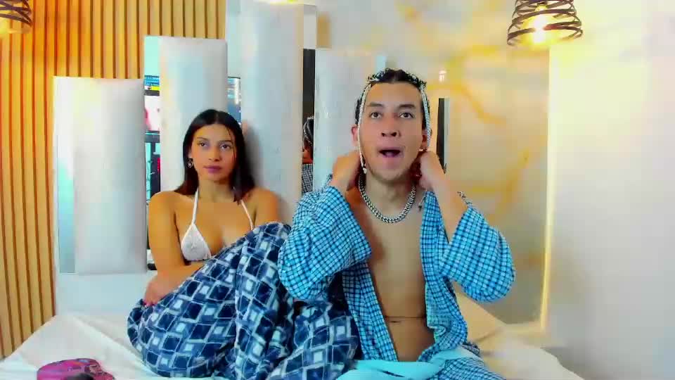 bellaandvestiacs Webcam Chat July 8, 2026