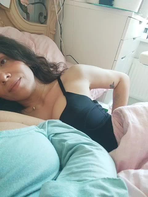 Bonne-Aurore Webcam Chat July 8, 2026