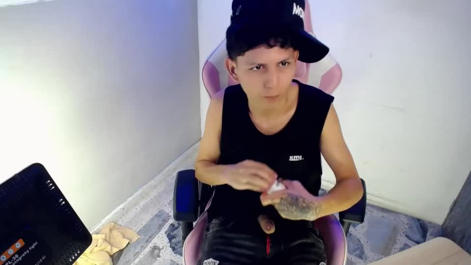 hot_athletes_ Webcam Chat July 8, 2026
