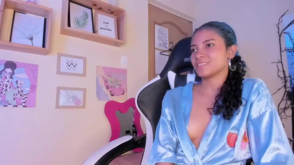 franchezcaa Webcam Chat July 8, 2026