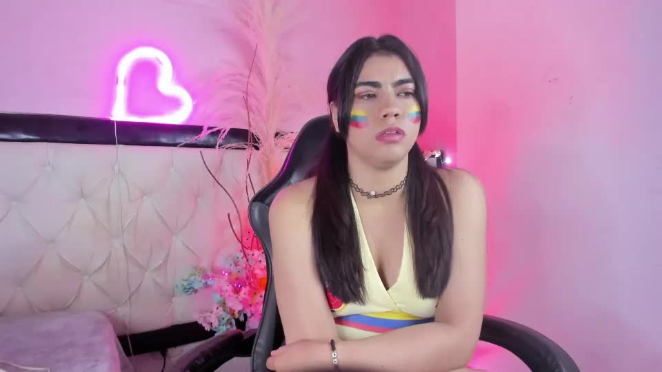 siena_fox Webcam Chat July 8, 2026