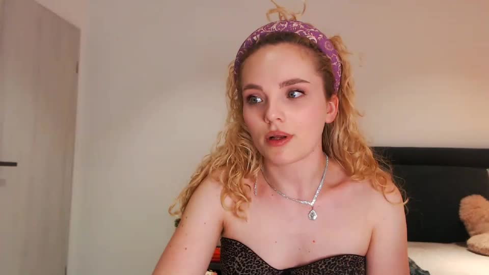 annaevv Webcam Chat July 8, 2026