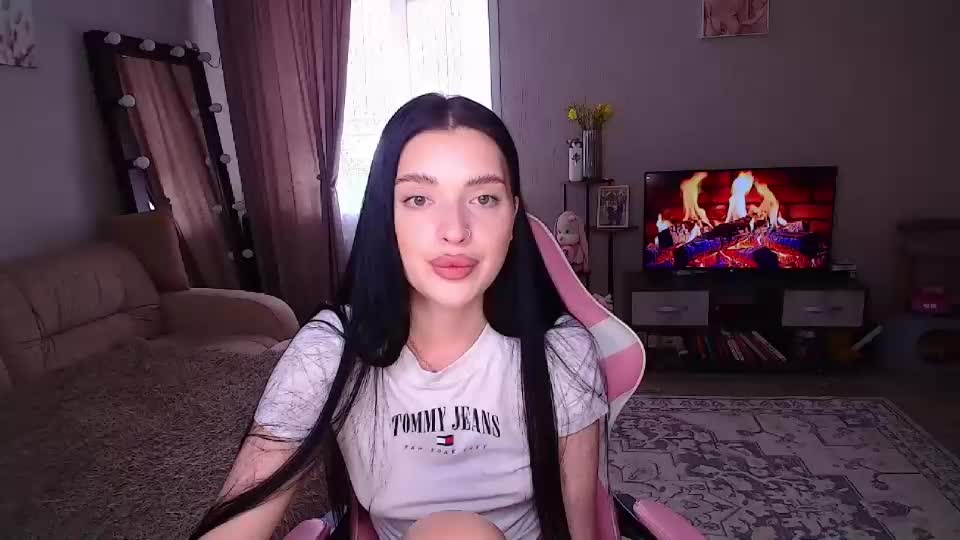 princessamira1 Webcam Chat July 8, 2026