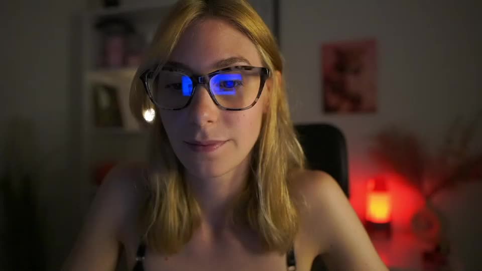 rachelmoore18 Webcam Chat July 8, 2026