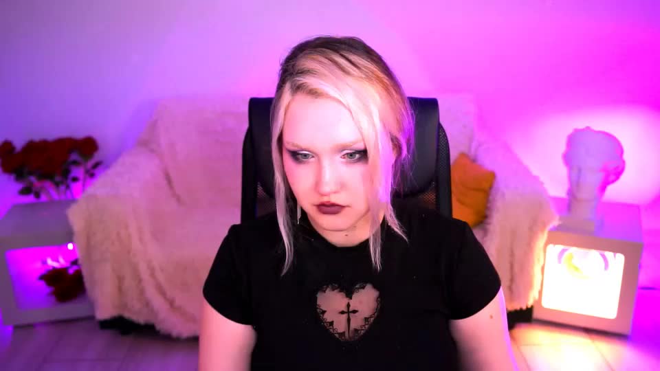 violettwoods Webcam Chat July 8, 2026