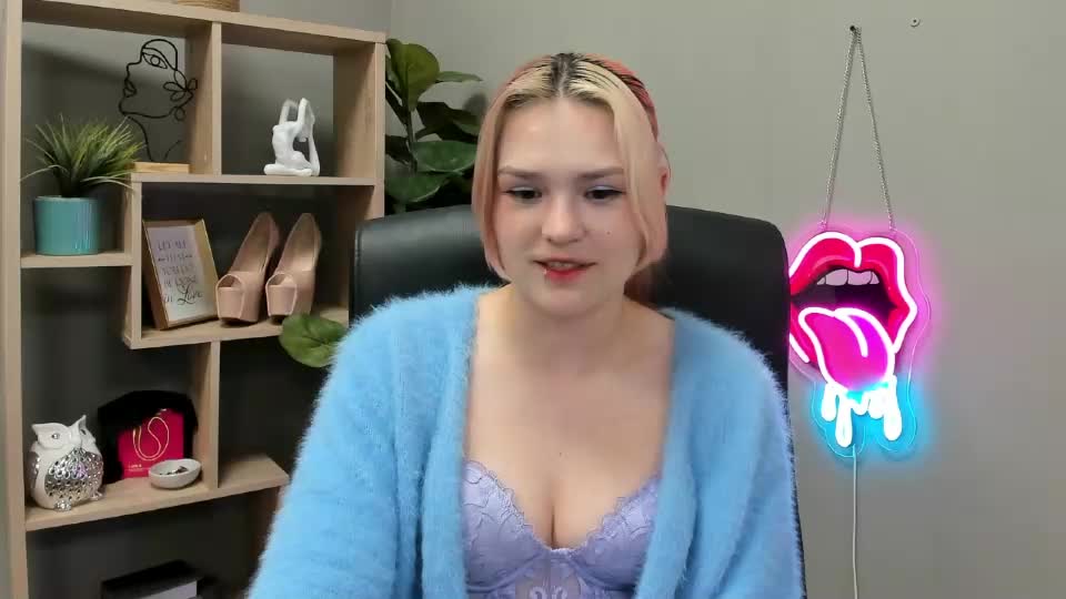 lilysweetxo Webcam Chat July 8, 2026