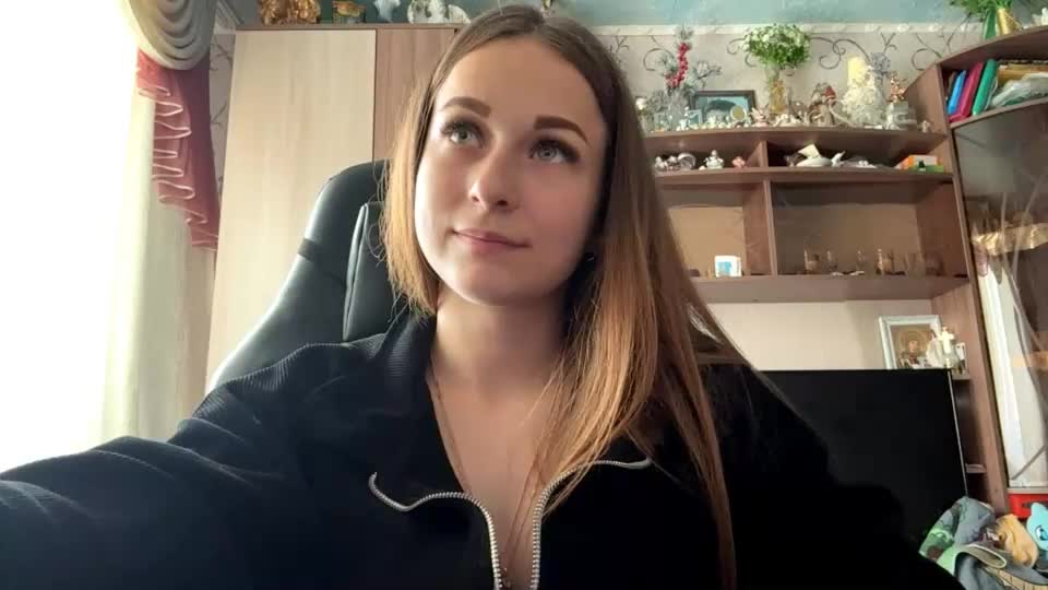 marlenahuit Webcam Chat July 8, 2026