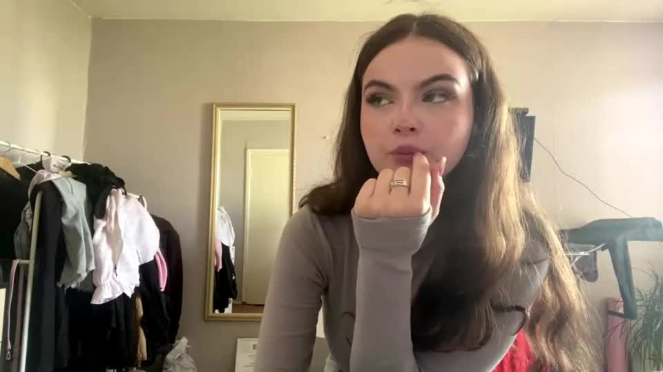 ashleighgittinger Webcam Chat July 8, 2026