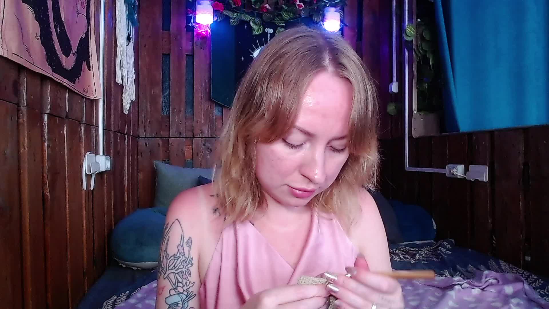 MiMi-Deep Webcam Chat July 8, 2026