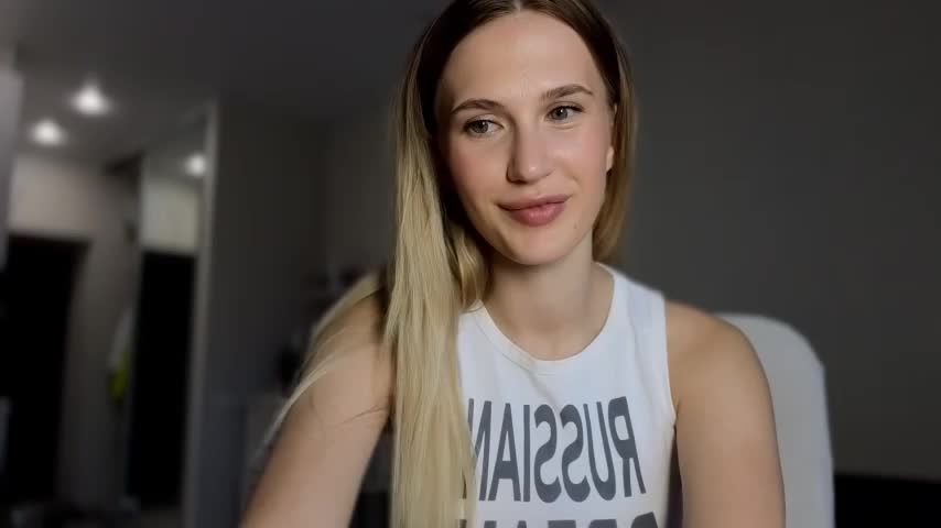 lluna_drug Webcam Chat July 8, 2026