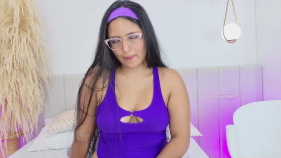 violettaa_stonee Webcam Chat July 9, 2026