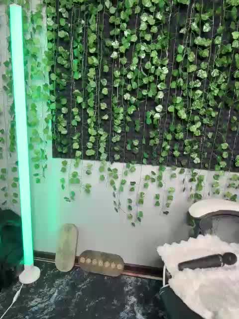 Eva_Kit Webcam Chat July 10, 2026