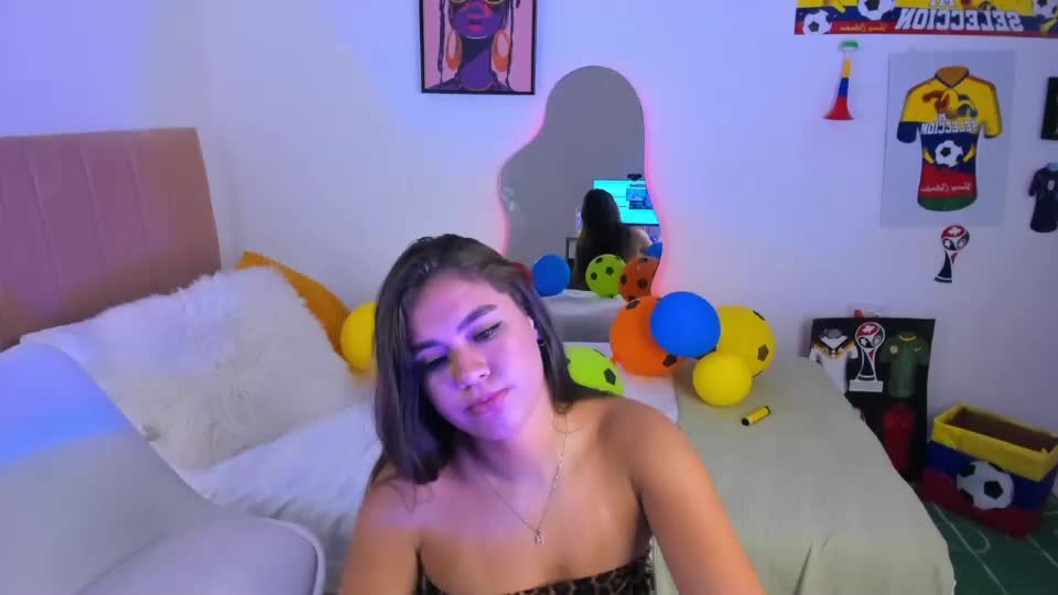 cloy_mercier Webcam Chat July 10, 2026