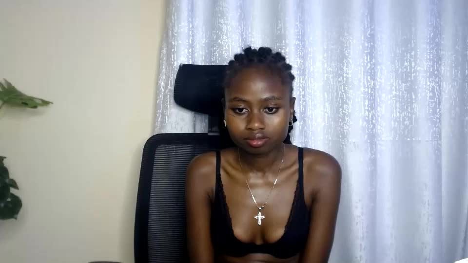 pureelegance_petite Webcam Chat July 10, 2026