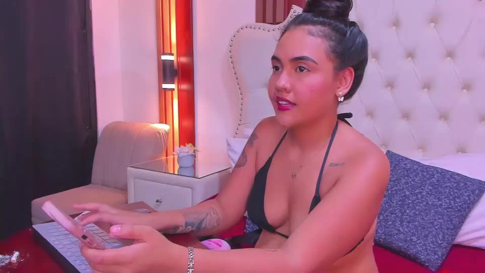 ashleydias Webcam Chat July 10, 2026