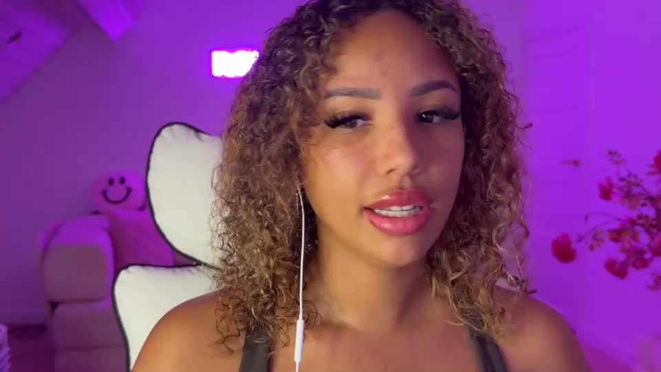 princessromyindy Webcam Chat July 10, 2026