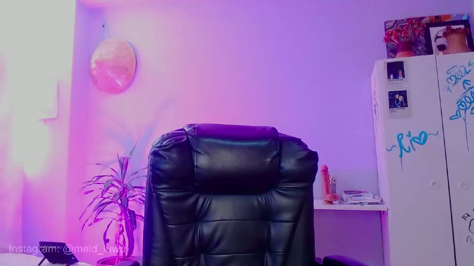mel_dahlia Webcam Chat July 10, 2026